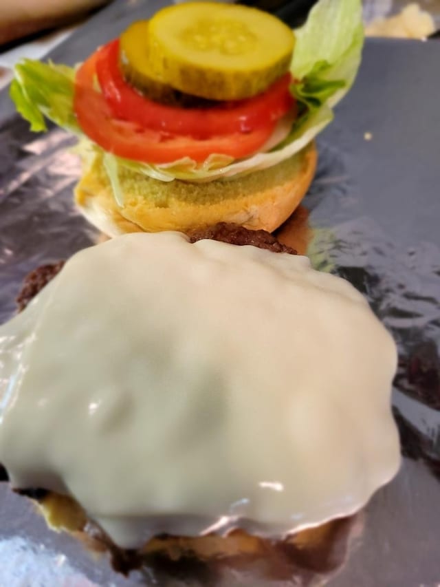 Explorer Burger